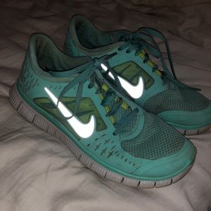 Nike free runs